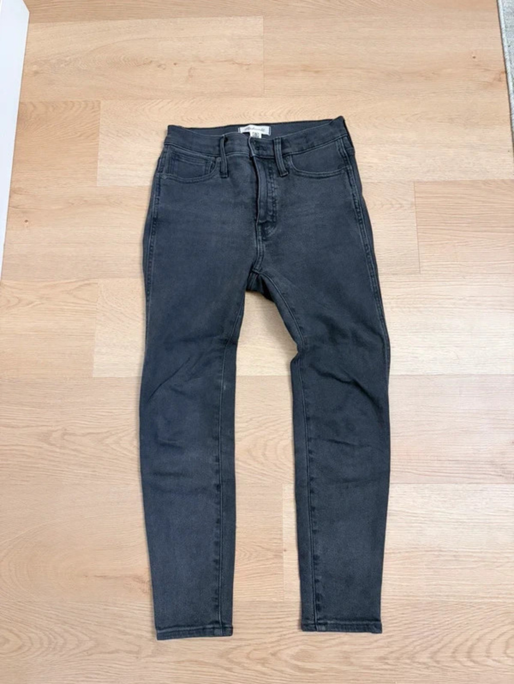 Madewell 10” High-Rise Skinny Jeans Black Washed Denim Size 26P Petite